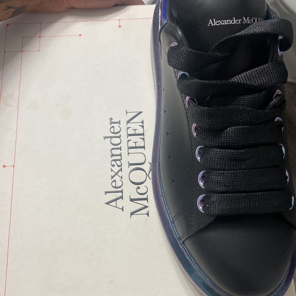 Alexander McQueen size 7